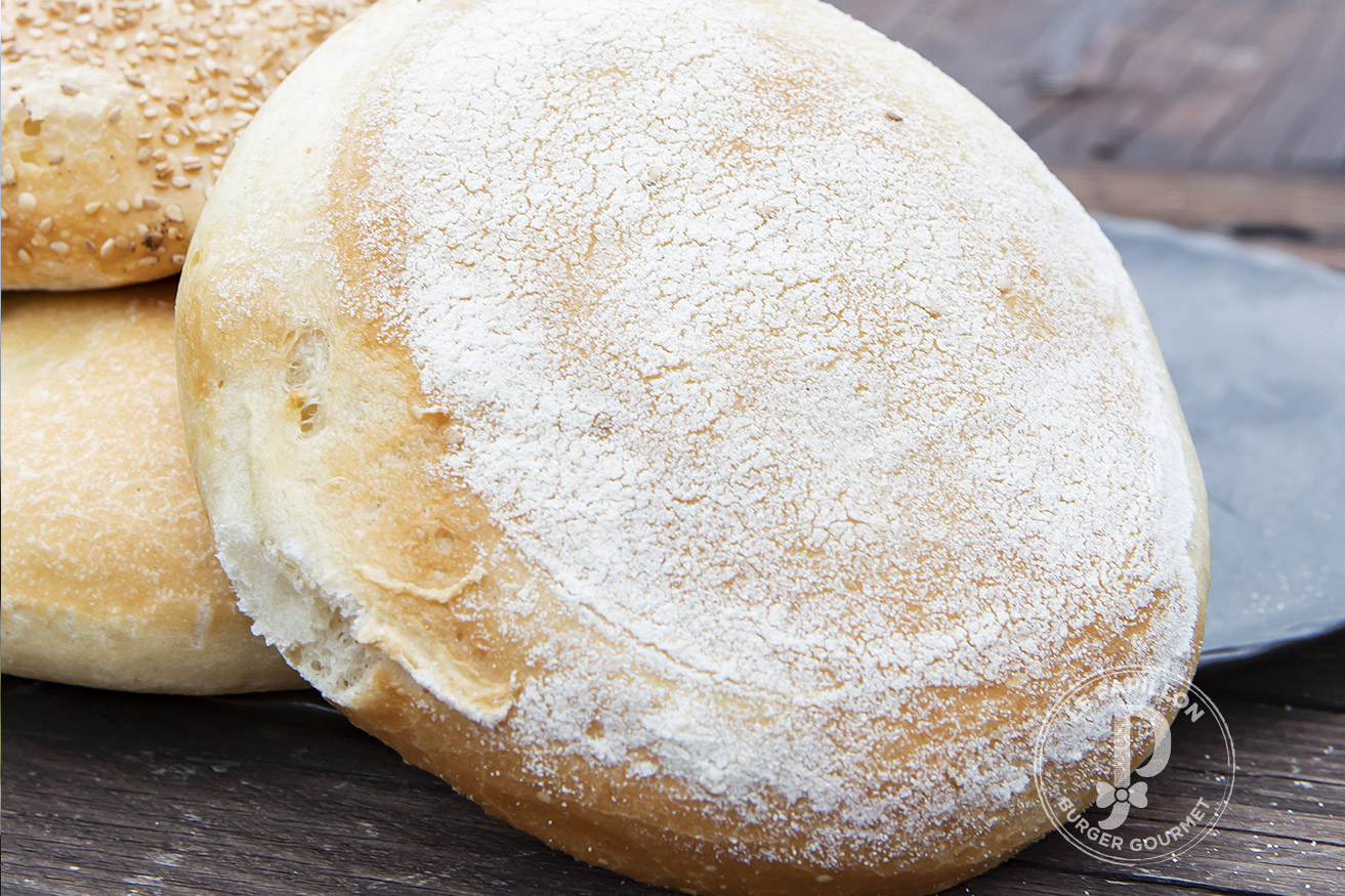 Le Papillon - Il pane degli hamburger è fatto giornalmente da noi!